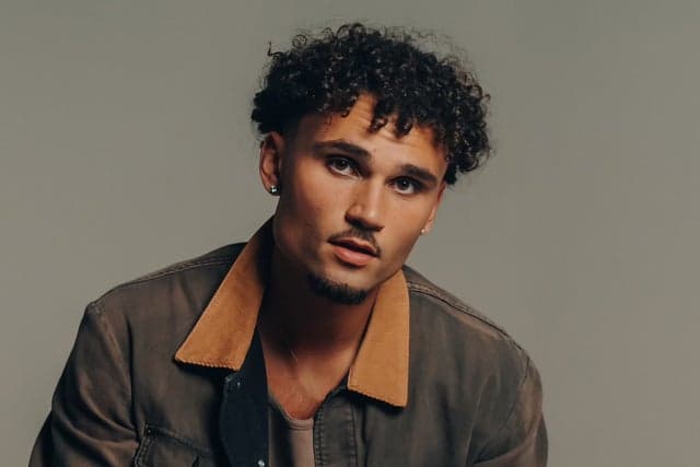 Adrien Nunez: Don't Wanna Go Home Tour