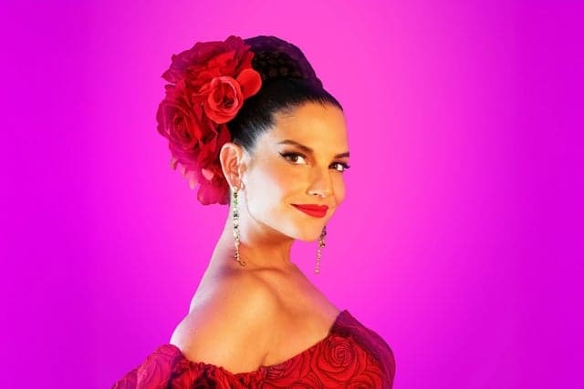 Natalia Jimenez - La Jimenez Tour